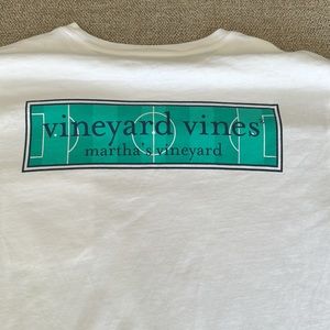 Vineyard Vines white T-shirt.